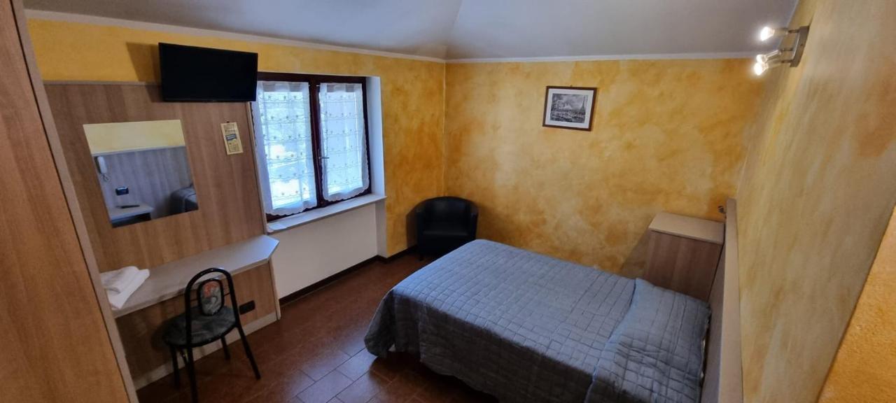 Albergo Etrusco Calusco d'Adda Ngoại thất bức ảnh