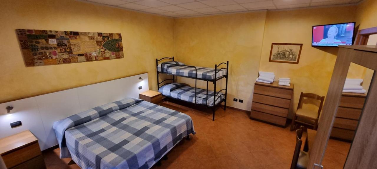 Albergo Etrusco Calusco d'Adda Ngoại thất bức ảnh